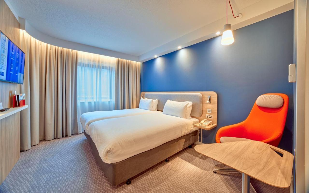Holiday Inn Express London Stratford By Ihg Exterior foto